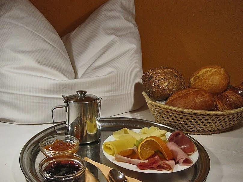 Hotel Am Hermannplatz Βερολίνο Εξωτερικό φωτογραφία