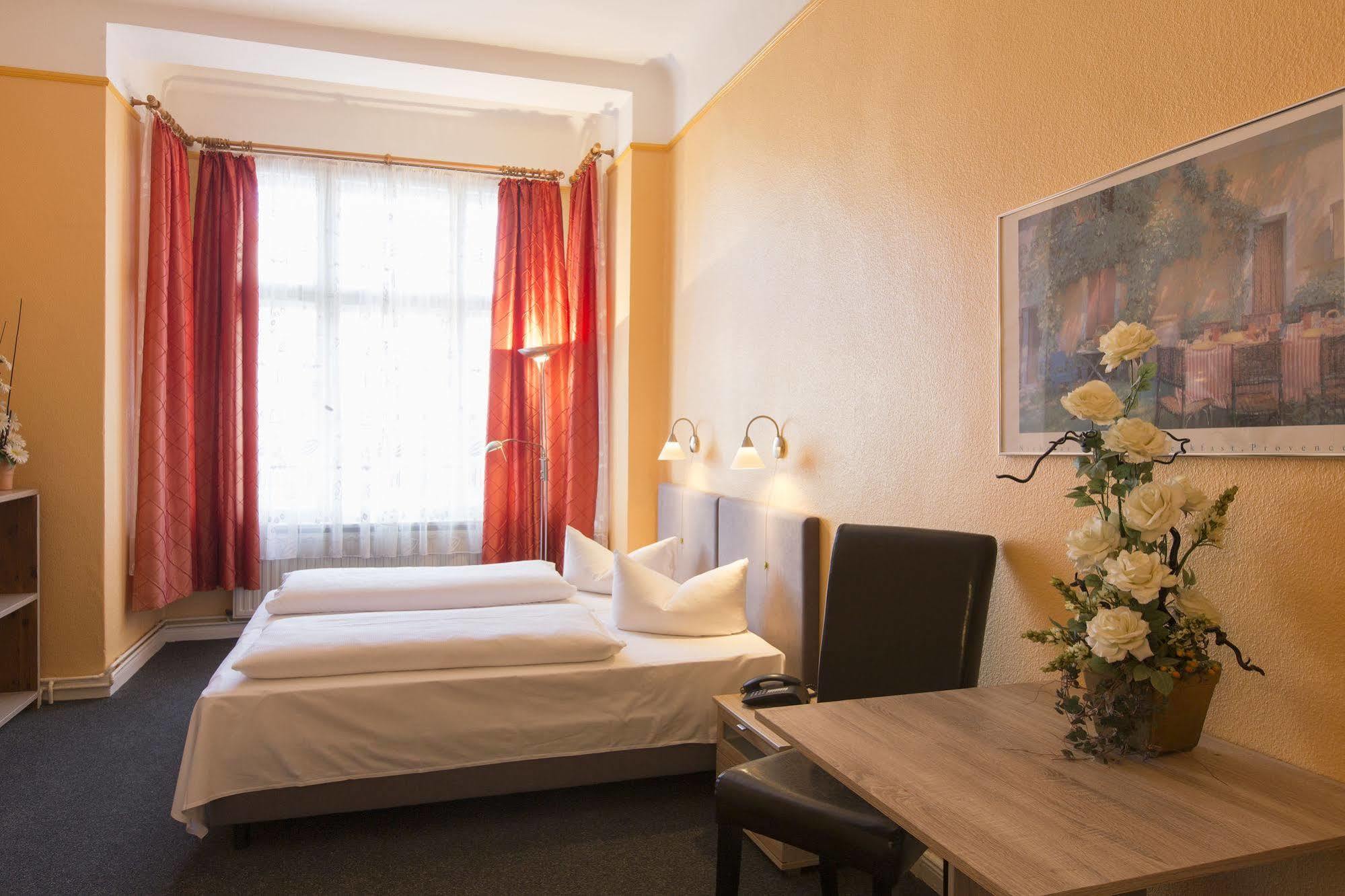Hotel Am Hermannplatz Βερολίνο Εξωτερικό φωτογραφία