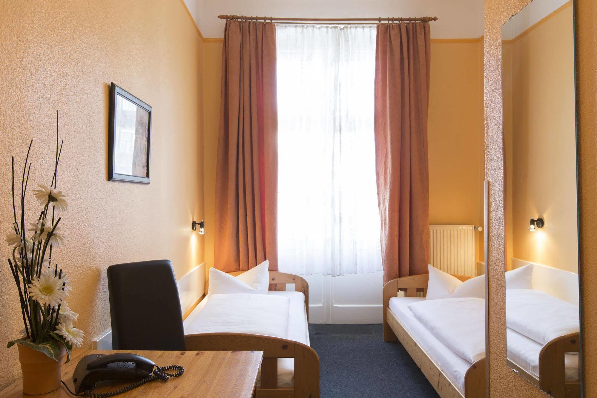 Hotel Am Hermannplatz Βερολίνο Εξωτερικό φωτογραφία