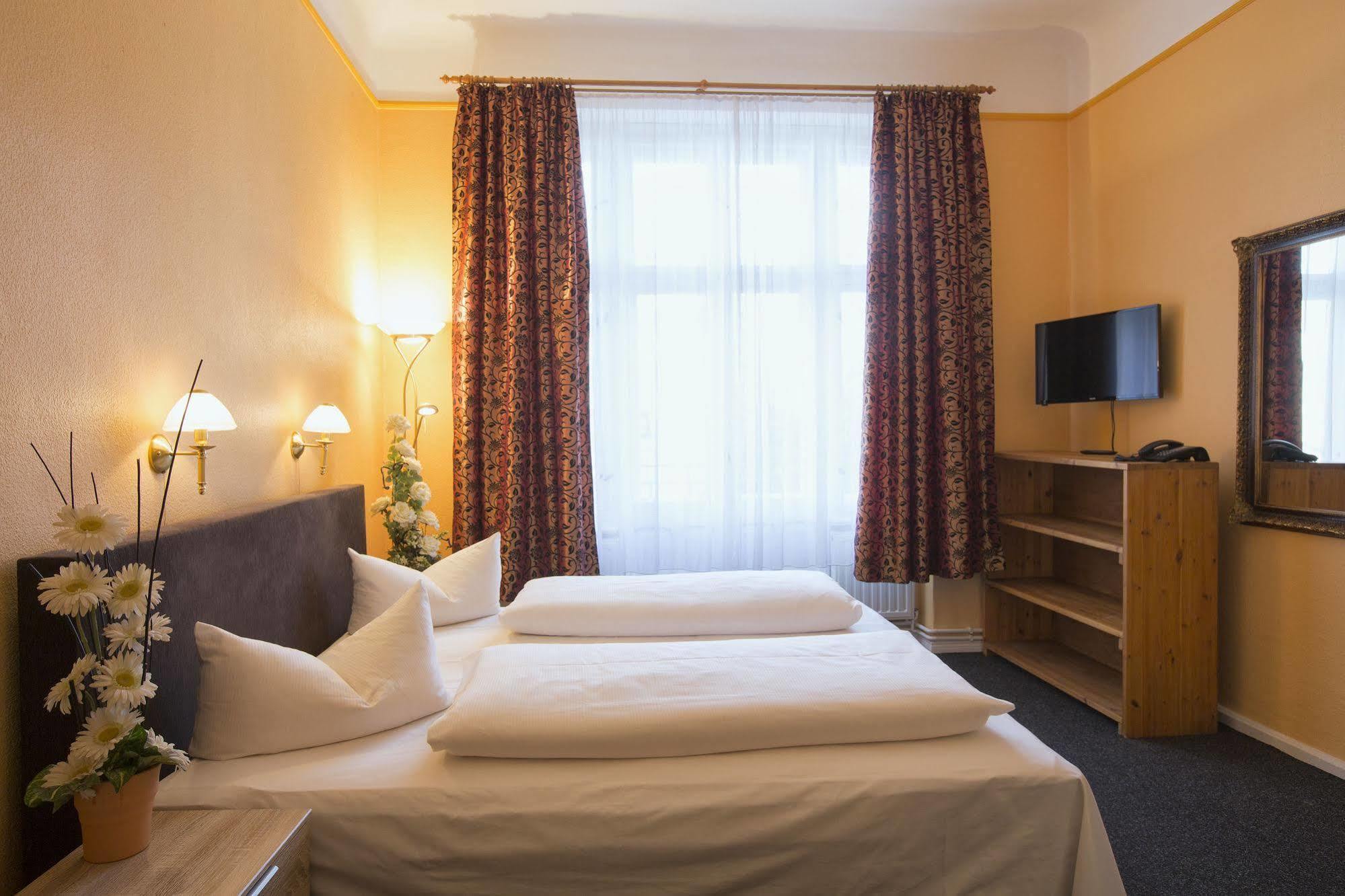 Hotel Am Hermannplatz Βερολίνο Εξωτερικό φωτογραφία