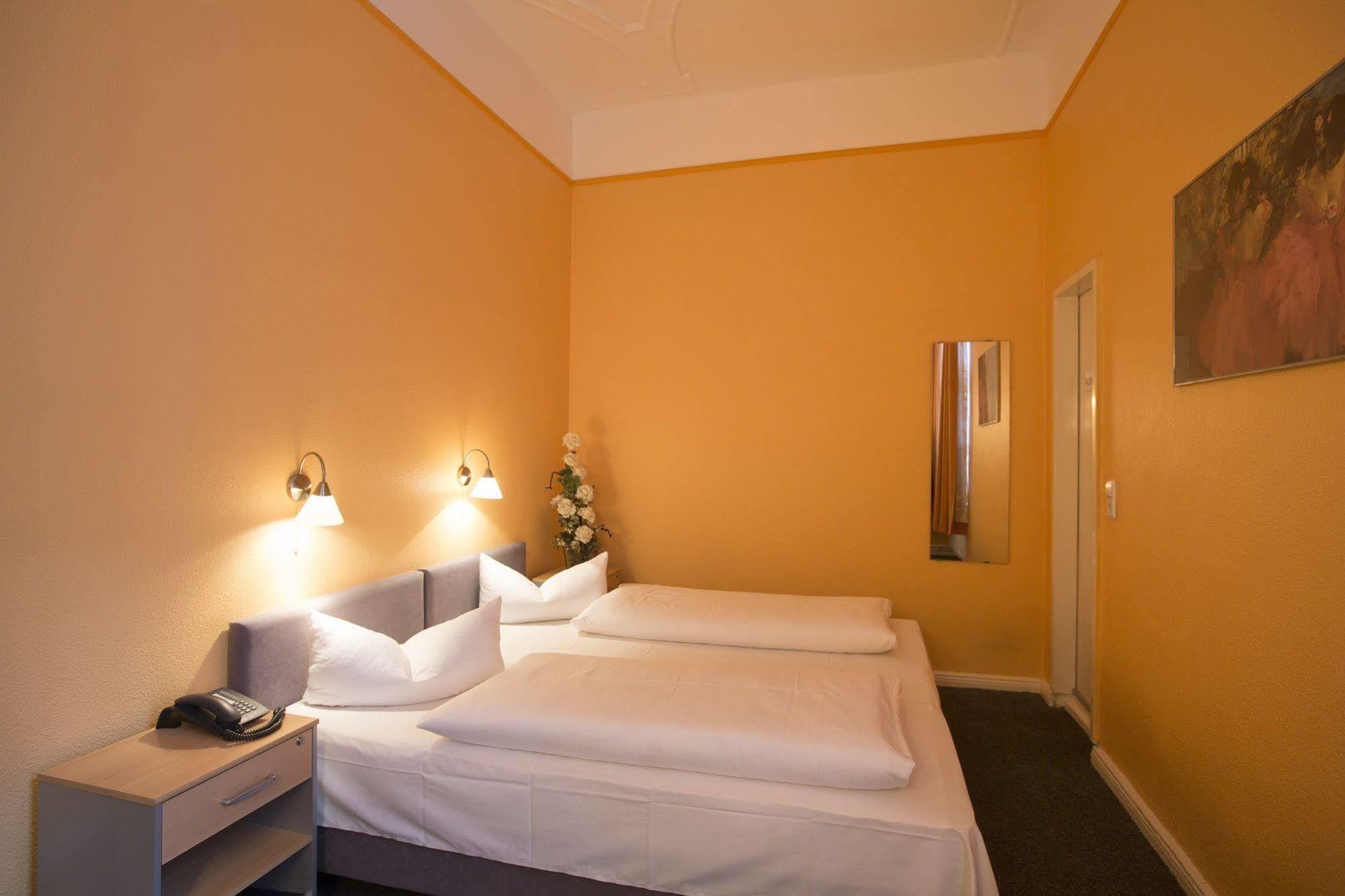 Hotel Am Hermannplatz Βερολίνο Εξωτερικό φωτογραφία