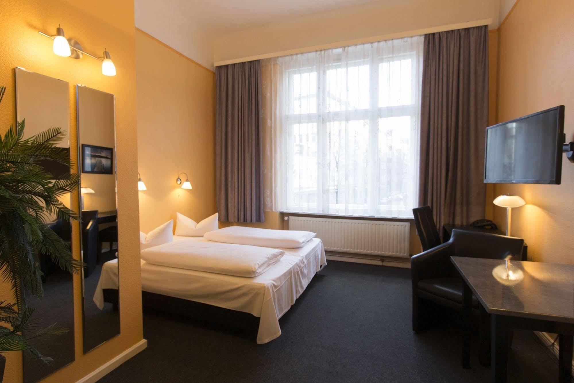 Hotel Am Hermannplatz Βερολίνο Εξωτερικό φωτογραφία