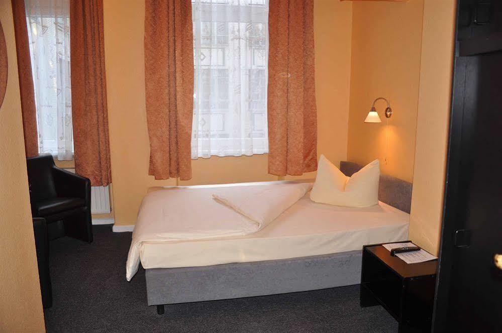 Hotel Am Hermannplatz Βερολίνο Εξωτερικό φωτογραφία